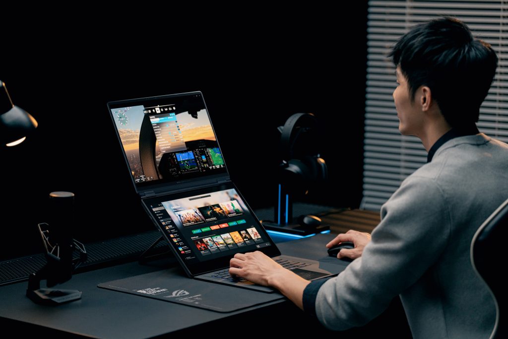ROG Zephyrus Duo 16