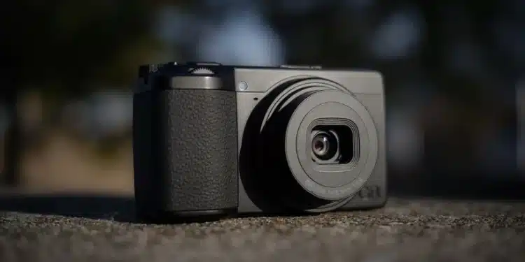 Ricoh GR IV Monochrom: Konsequente Schwarzweiß-Kompaktkamera für Puristen 1 RICOH GR IV monochrom
