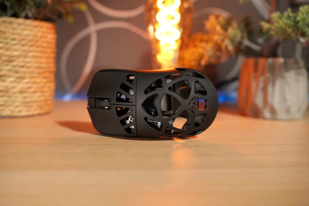 Epomaker CarbonX Test: Symmetrische Wireless-Gaming-Maus mit 8.000 Hz 6 Epomaker CarbonX