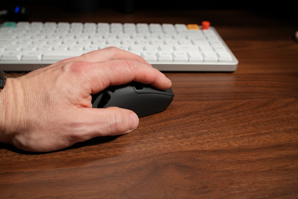 Epomaker CarbonX Test: Symmetrische Wireless-Gaming-Maus mit 8.000 Hz 11 Epomaker CarbonX
