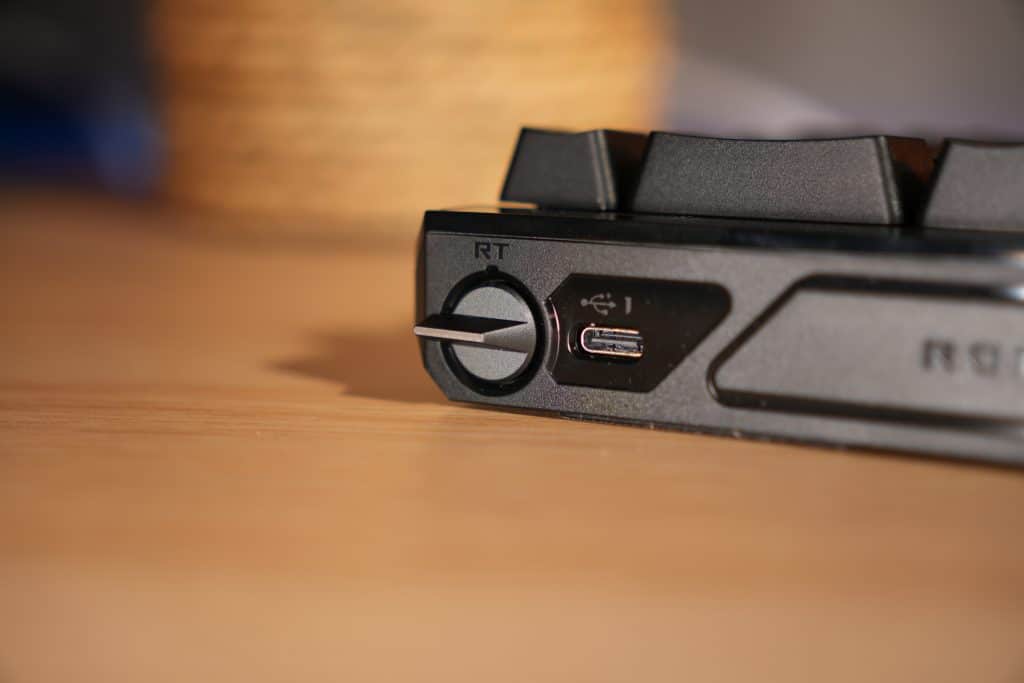 ASUS ROG Falchion Ace HFX im Test: Magnetschalter, Rapid Trigger & kompaktes 65%-Layout 11 ASUS ROG Falchion Ace HFX