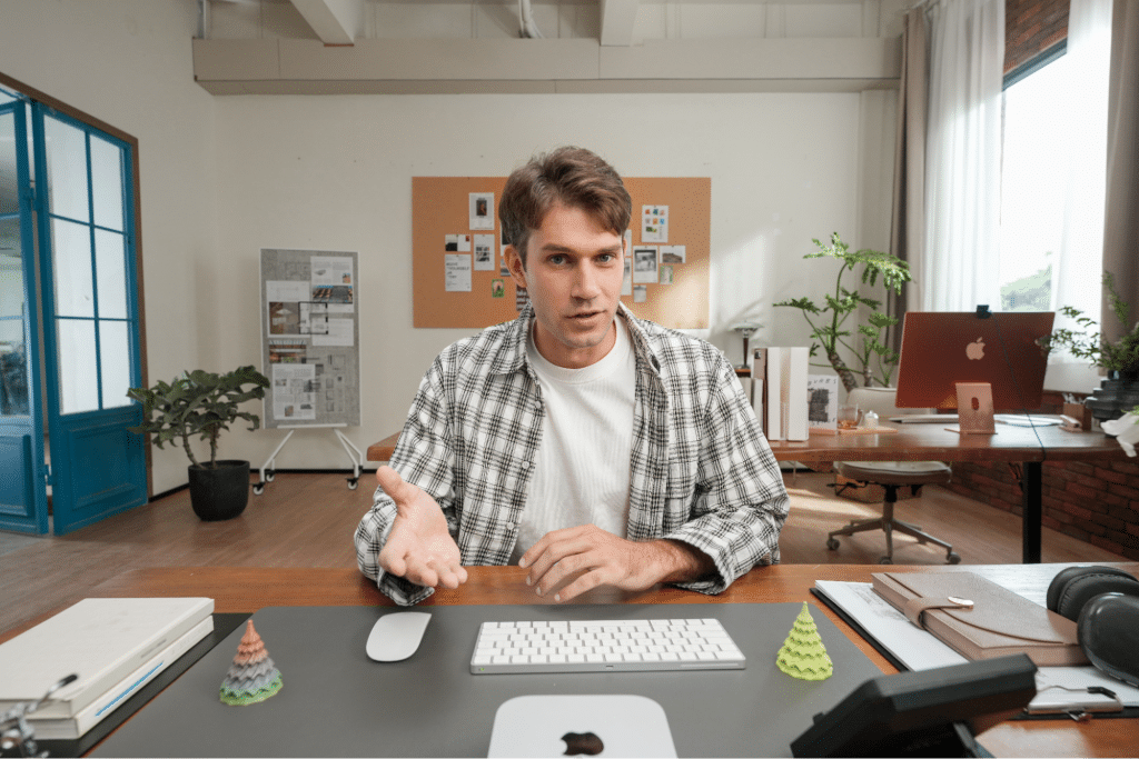 OBSBOT Meet Flip: Klappbare 4K-Webcam mit KI-Power und cleverem Datenschutz-Trick 2 OBSBOT Meet Flip